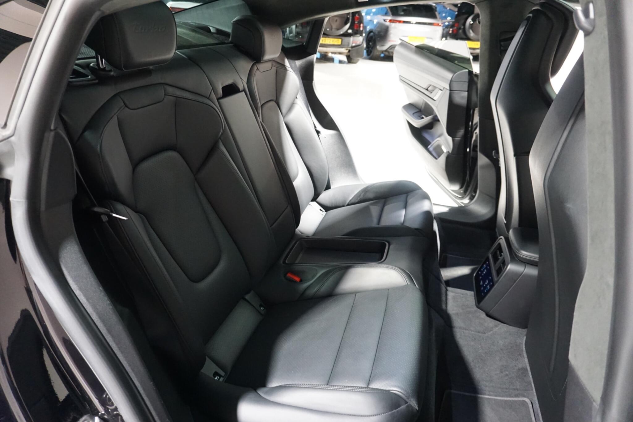 Porsche Taycan Performance Plus 93.4kWh Turbo Saloon 4dr Electric Auto 4WD (680 ps)